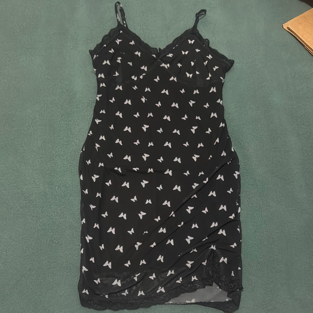 Wild Fable Black and White Spaghetti Strap Mini Dress w/ small slit